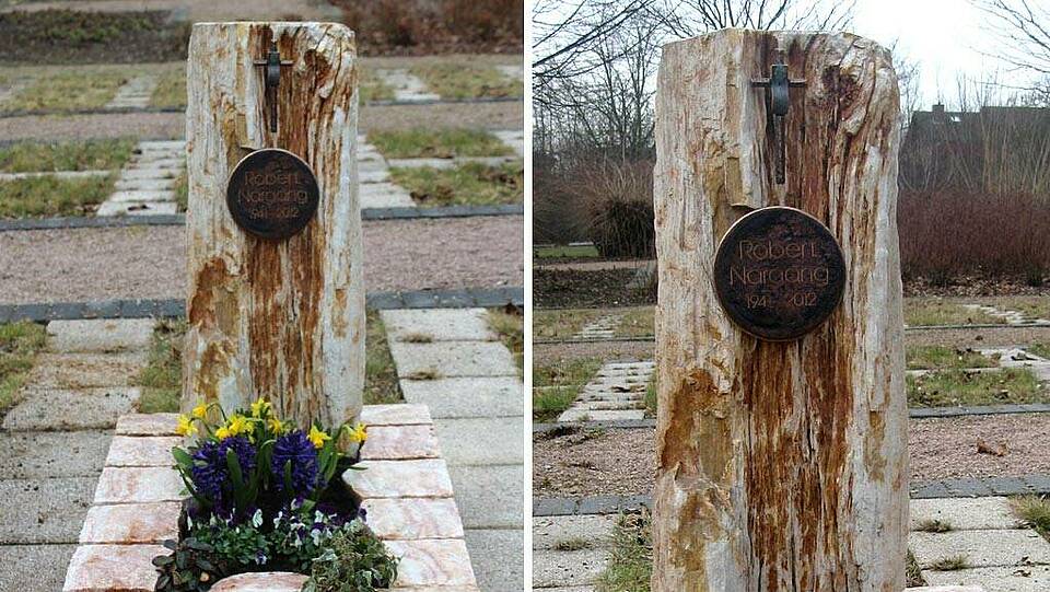 Denkmal aus versteinertem Holz